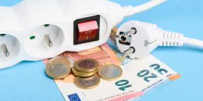 Energiepreise sinken 2026 – was Stromsteuer, Netzentgelte und Agrardiesel jetzt wirklich bringen